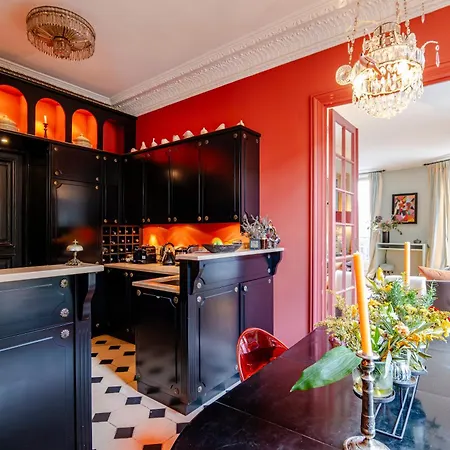 Veeve - Vermilion Splendour * Paris